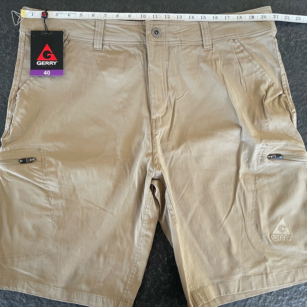 Gerry Weber Men's Beige Cargo Shorts